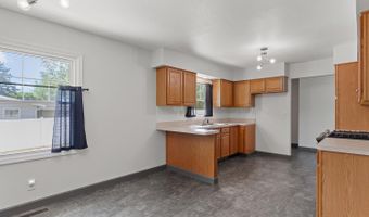 721 Riverside, Adrian, MI 49221