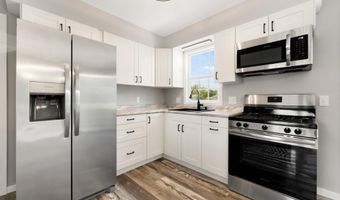 509 W State St, Ashley, IN 46705