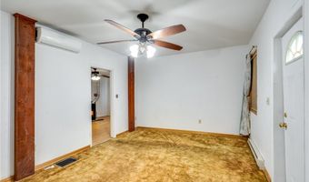 1314 Bank St, Atwater, OH 44201