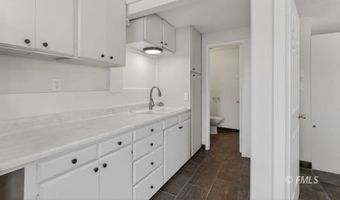 445 W Academy Ave, Colorado City, AZ 85021