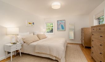 4903 EARLSTON Dr, Bethesda, MD 20816
