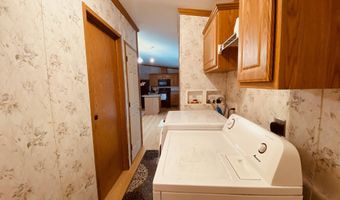 9505 TOWN HALL Rd, Amherst Junction, WI 54407