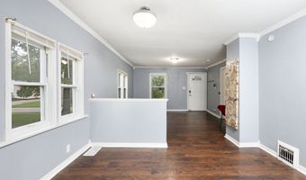 3832 Bowdoin St, Des Moines, IA 50313