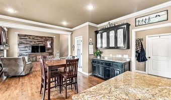 2711 SE 7Th St, Bentonville, AR 72712