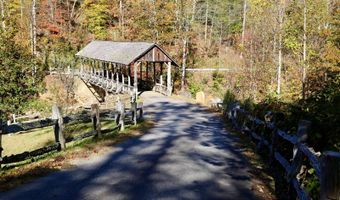 595 Rock Creek Ridge Rd, Bakersville, NC 28705