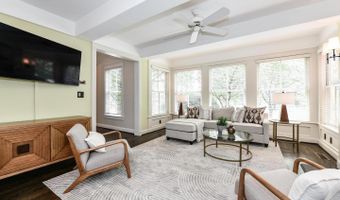 1812 N RANDOLPH St, Arlington, VA 22207