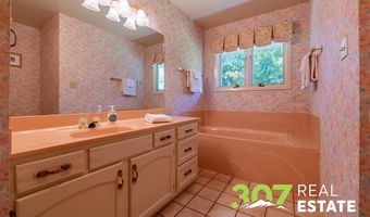 714 Meadow Ln Ave, Cody, WY 82414