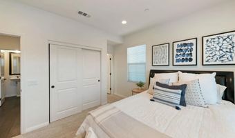 3035 Starry Night Dr, Escondido, CA 92029