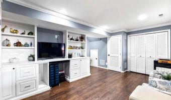 25427 ELM Ter, Aldie, VA 20105