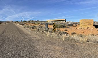 930 S Shelter Cove Dr, Big Water, UT 84741