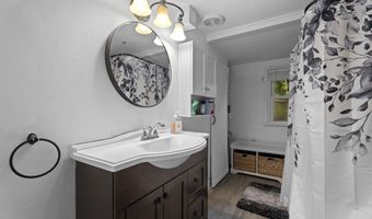 133 W Main St MV1, Clinton, CT 06413