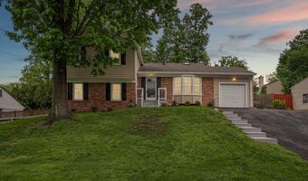 8815 TUCKERMAN Ln, Potomac, MD 20854
