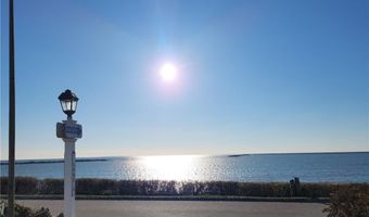 10 Lane Four, Narragansett, RI 02882