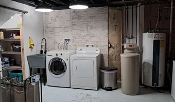 120 W College St, Algona, IA 50511