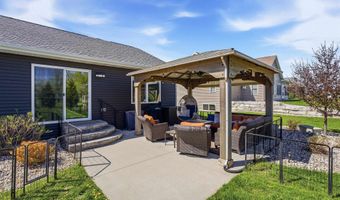 2660 W FALLEN OAK Dr, Appleton, WI 54913