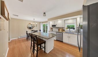 13 Valley Dr, Alloway, NJ 07418
