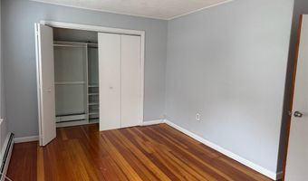67 Hall Ave, Newport, RI 02840