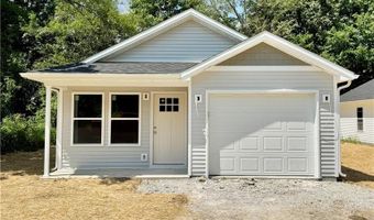 382 Oak St, Austin, IN 47102
