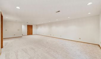 640 S Daisy Ln, Andover, KS 67002