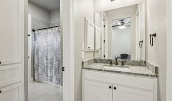 132 Wood Vly, Adkins, TX 78101