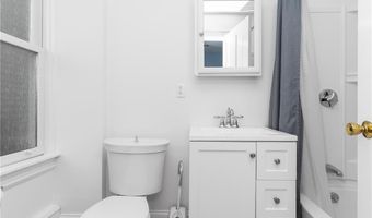 109 Church St 1, Newport, RI 02840