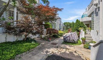 5 Deal Lake Ct, Asbury Park, NJ 07712