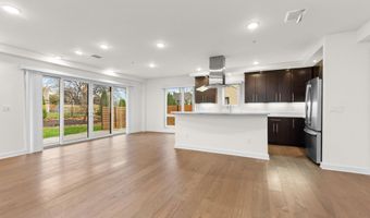 460 W Stadium Blvd, Ann Arbor, MI 48103