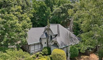 372 Woodhaven Dr, Athens, GA 30606