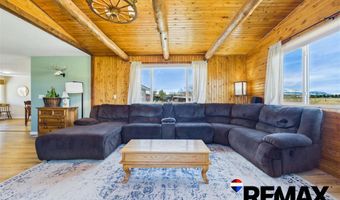 21 Sunburst Dr, Cody, WY 82414