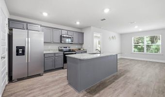 6587 Eastland Cir, Biloxi, MS 39532