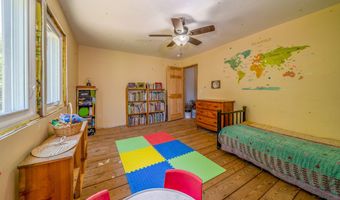 23 Fernwood Ln, Belfast, ME 04915