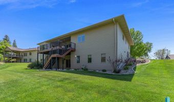 608 N Riverwood Cir, Brandon, SD 57005