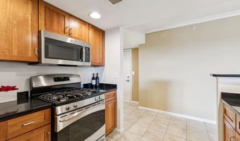 2220 FAIRFAX Dr 309, Arlington, VA 22201