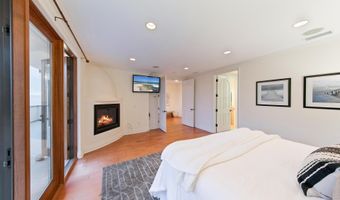 1045 Van Nuys St, San Diego, CA 92109