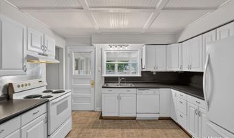 120 Adams St, Allegan, MI 49010