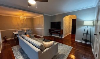 820 S WASHINGTON St 226, Alexandria, VA 22314