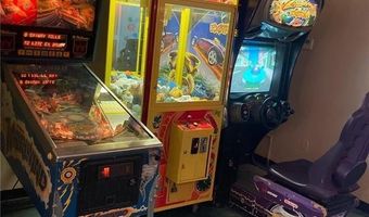 909 BOSTON NECK Rd, Narragansett, RI 02882