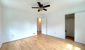 5700 FENWICK Dr, Alexandria, VA 22303