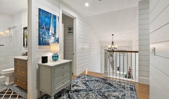 332 4TH St, Atlantic Beach, FL 32233