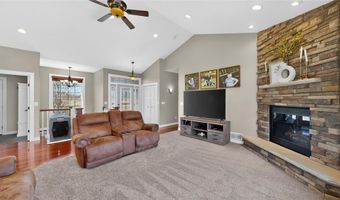 1442 30th St NW, Austin, MN 55912