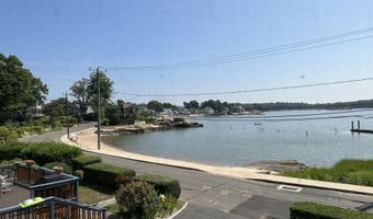 180 Clark Ave, Branford, CT 06405