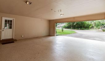1712 Twin Lakes Dr, Bainbridge, GA 39819