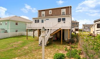 413 Club Colony Dr, Atlantic Beach, NC 28512