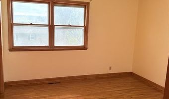433 S 8th St, Atchison, KS 66002