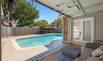901 Green Brook Dr, Allen, TX 75002