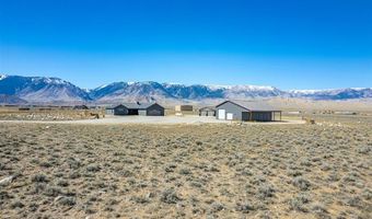5 Cowboy Dr, Clark, WY 82435