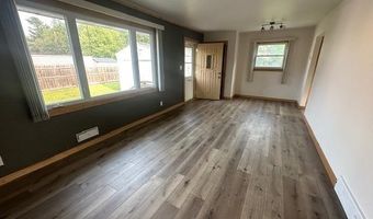 34 Elm Blvd, Babbitt, MN 55706