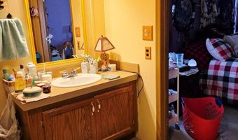 121 Harold Dr, Ashland, OH 44805