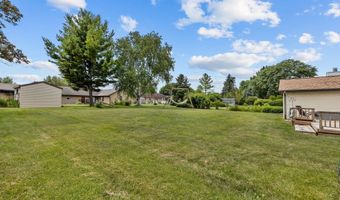 2623 W SUNNYVIEW Cir, Appleton, WI 54914