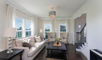 41 Gina Dr, Allentown, NJ 08501
